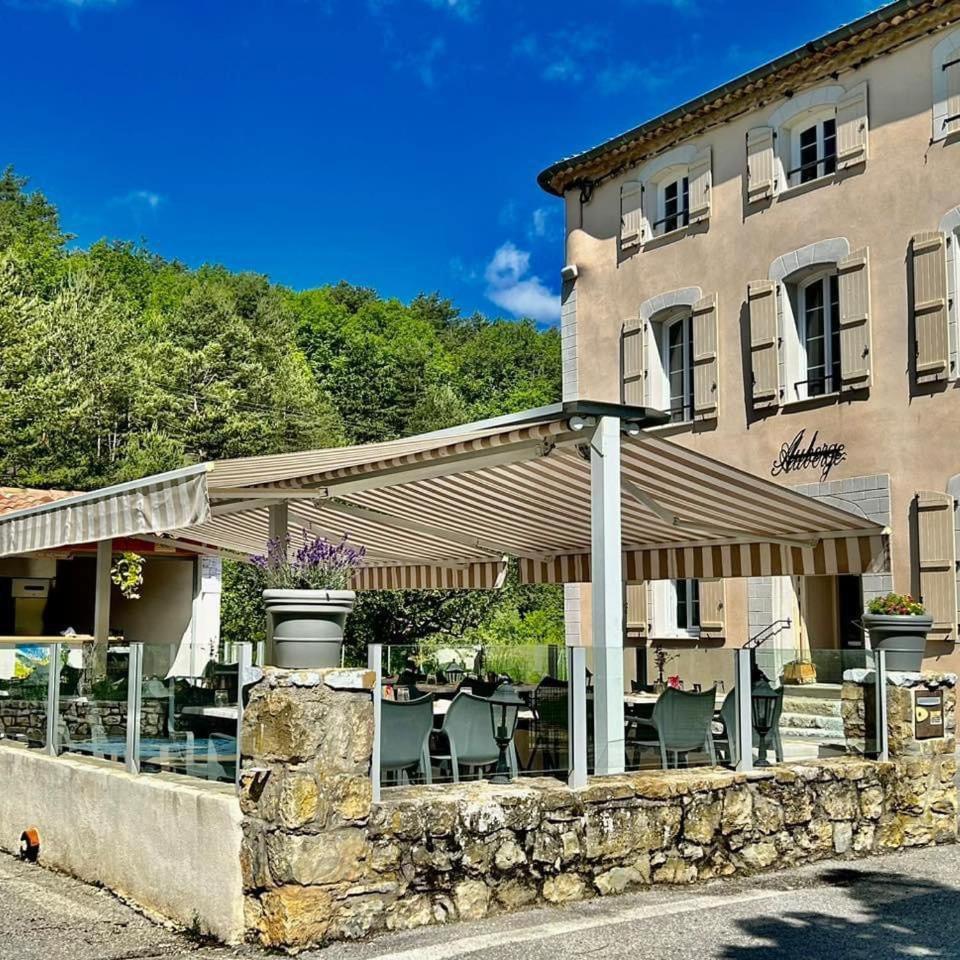 Auberge Du Bourguet Brenon Exterior foto